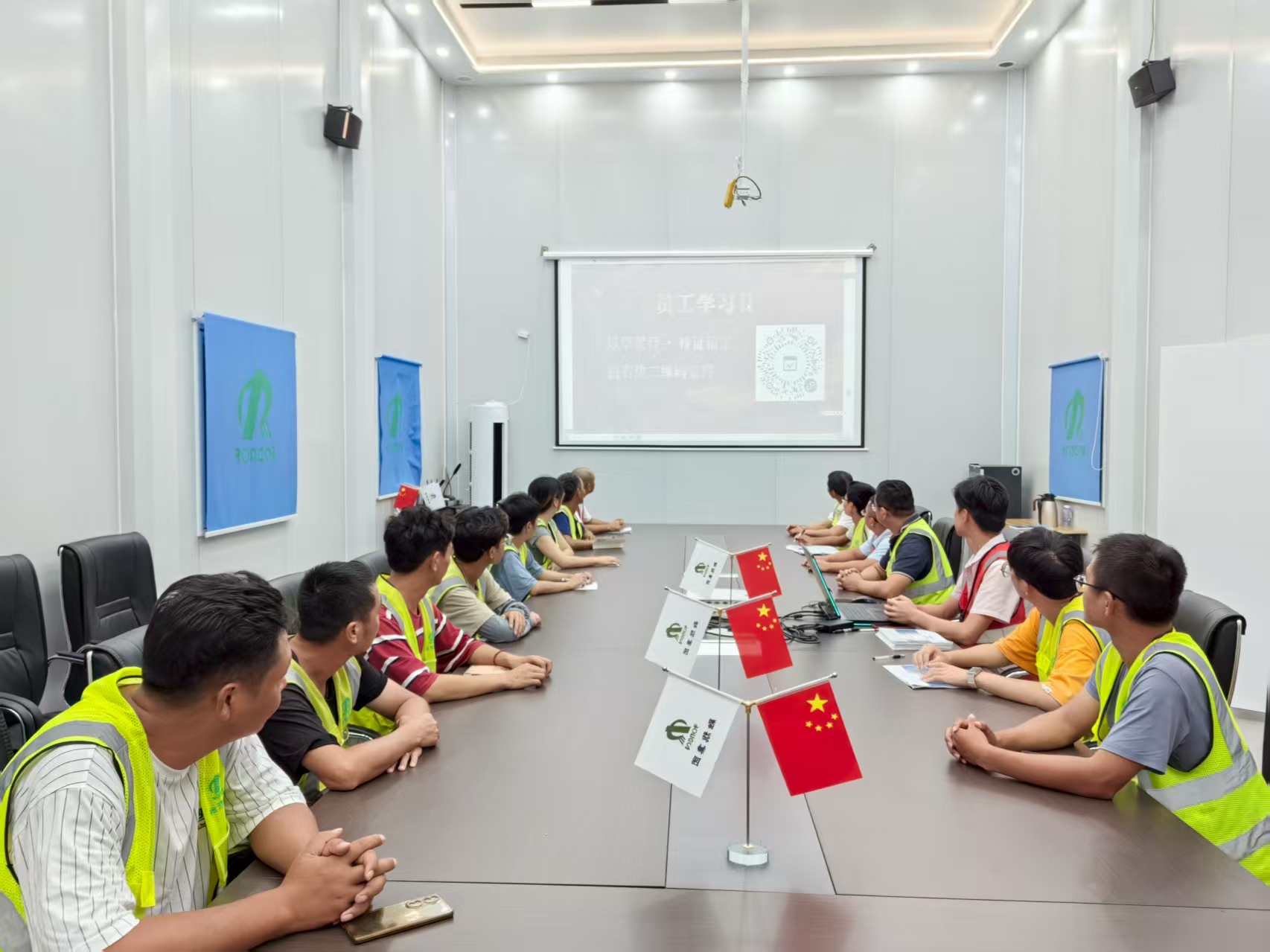 微信图片_20250826190008_907_121.jpg